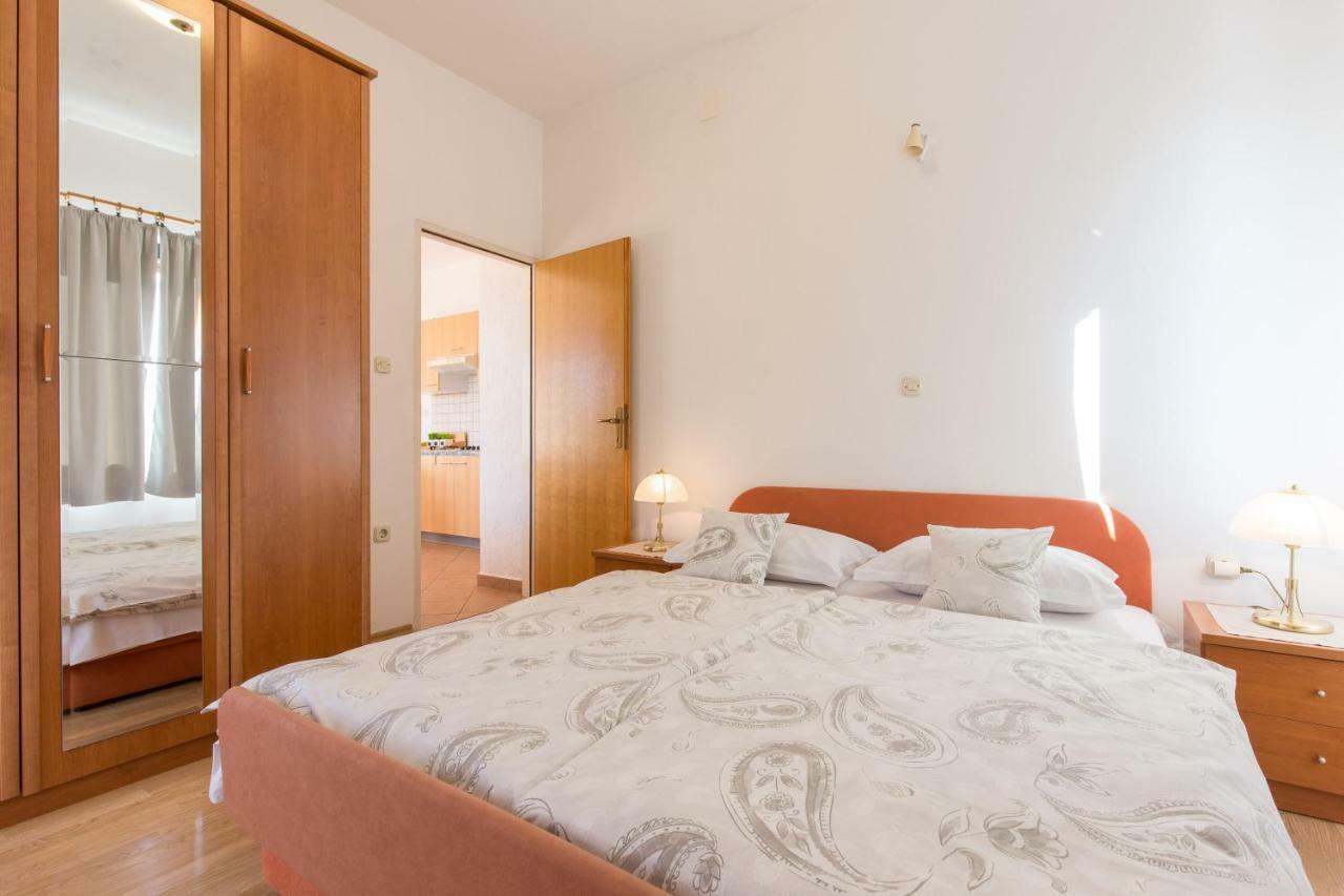 Villa Paradiso Punat Exterior photo